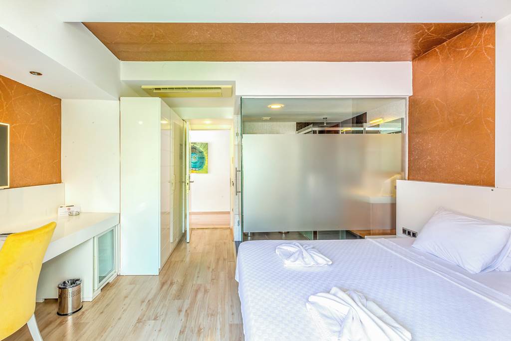 DLM_86042_Rhapsody_Hotel_&_Spa_1124_14.jpg