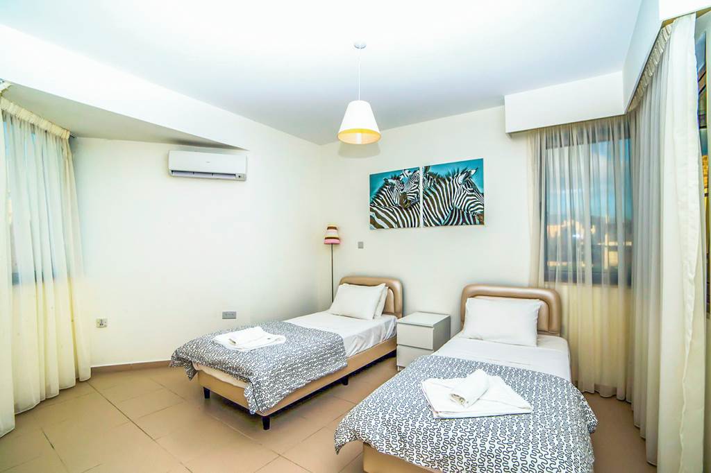 PFO_84675_Limni_Beach_Villa_0123_05.jpg