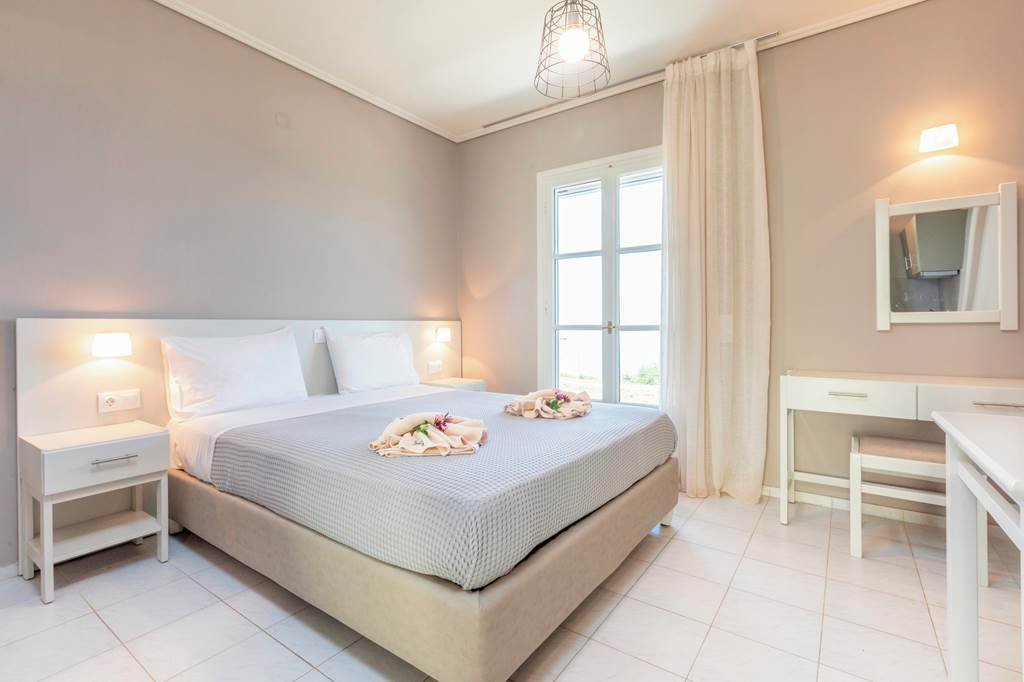 EFL_77281_Royal_Apartments_0619_10.jpg