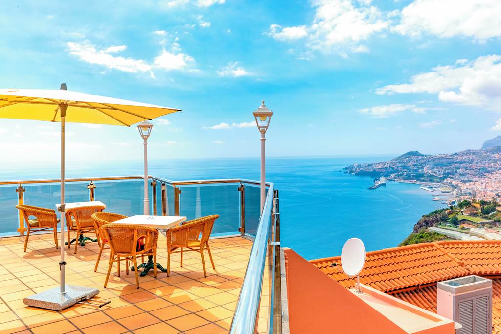 FNC_77599_Ocean_Gardens_Hotel_0419_02.jpg