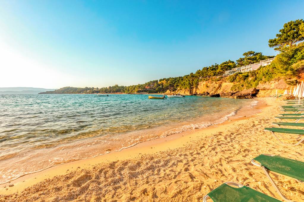 EFL_73517_White_Rocks_Hotel_&_Bungalows_0619_03.jpg
