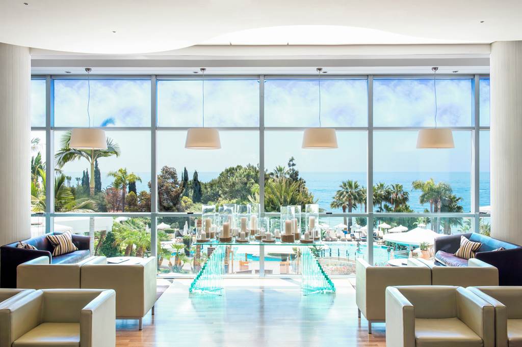 PFO_3329_Mediterranean_Beach_Hotel_0124_10.jpg