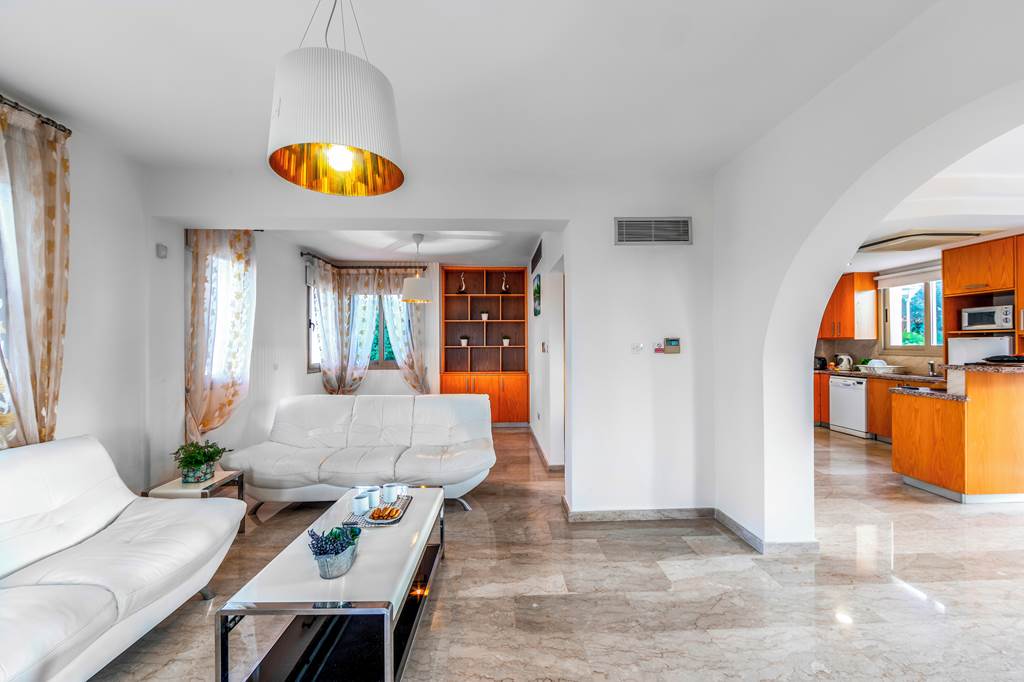 PFO_79887_Villa_Paralia_0519_05.jpg