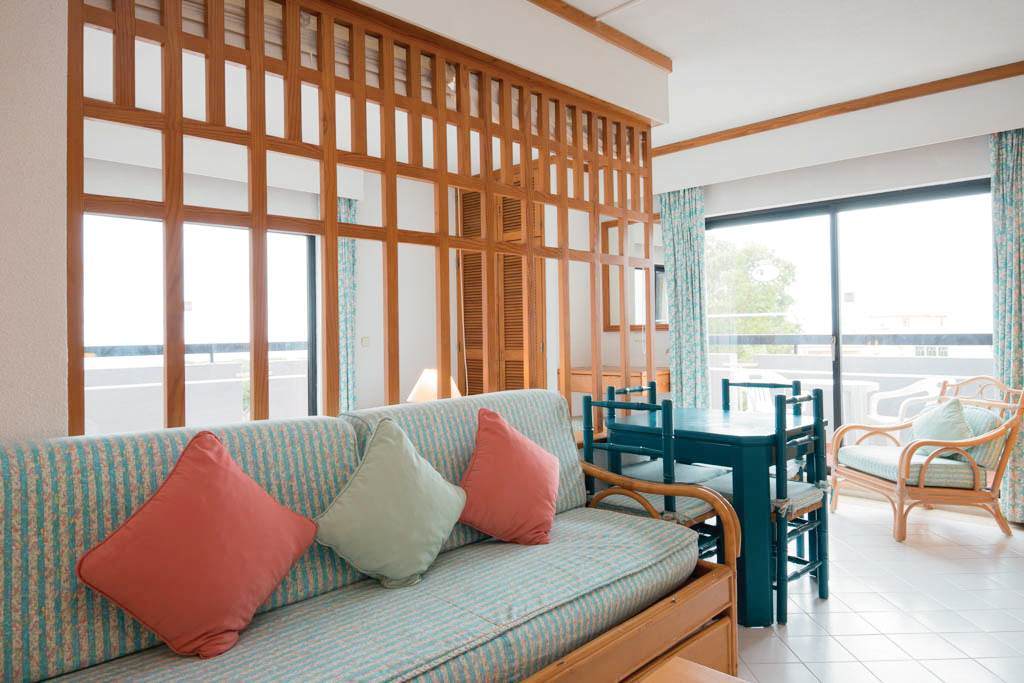 FAO_71802_Ourapraia_Hotel_Apartments_1016_15.jpg
