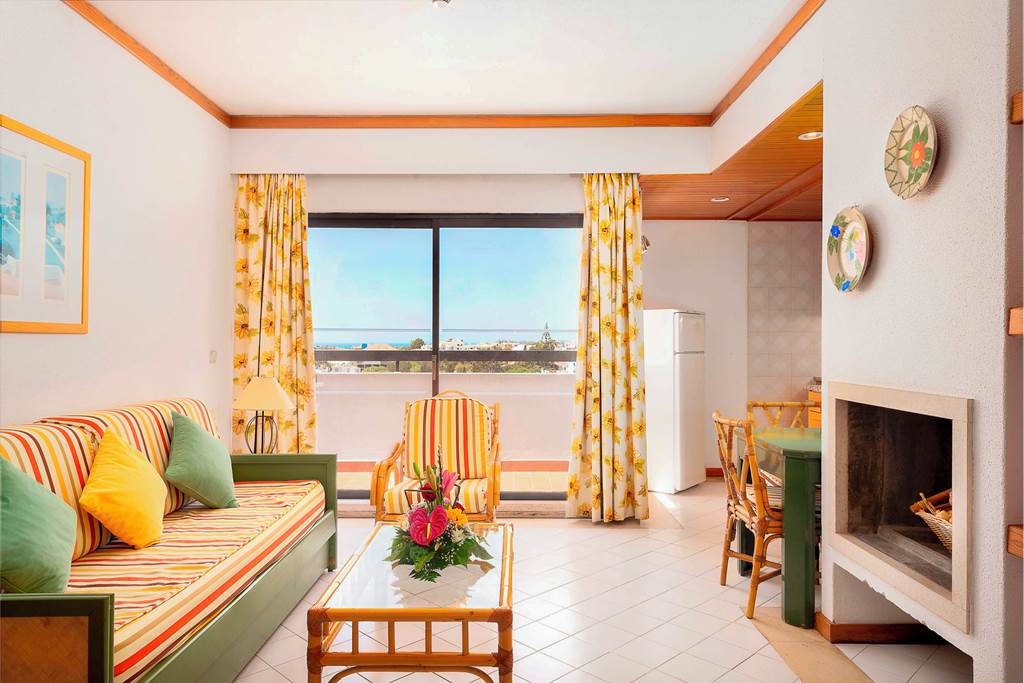 FAO_71802_Ourapraia_Hotel_Apartments_0922_19.jpg