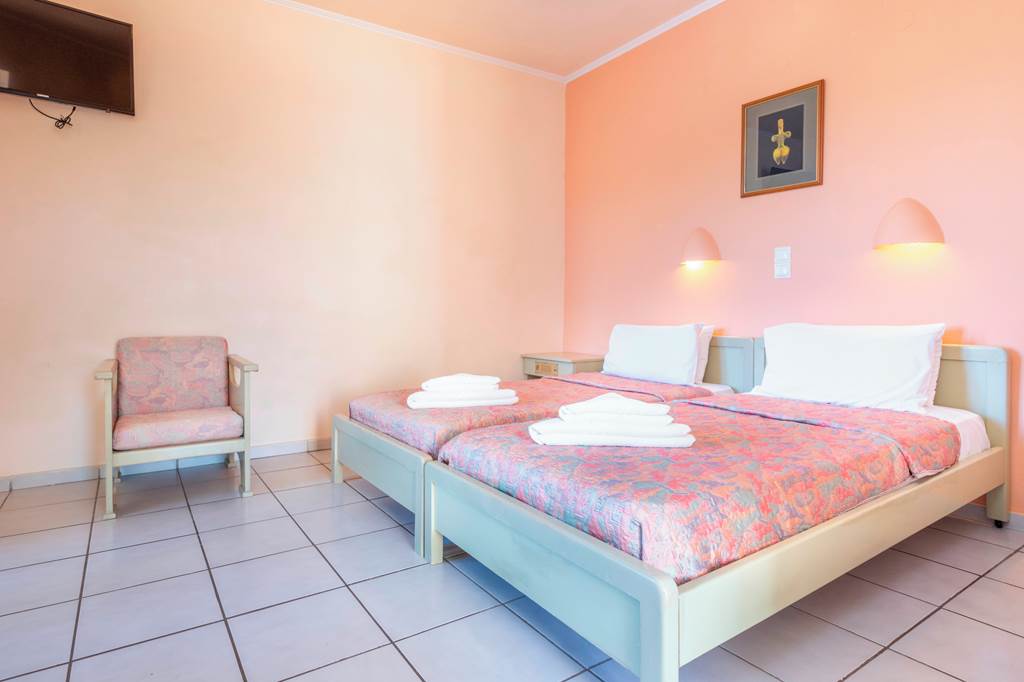 EFL_72268_Princess_Hotel_0619_03.jpg