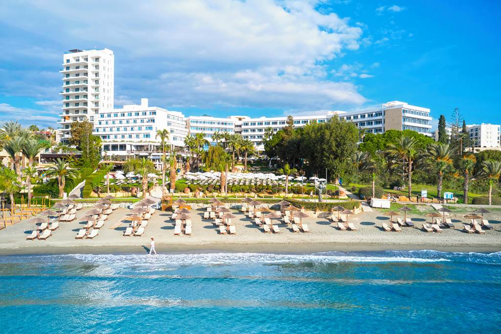 PFO_3329_Mediterranean_Beach_Hotel_0124_02.jpg