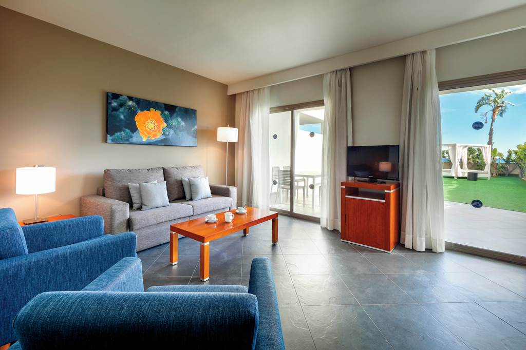 FUE_74001_Geranios_Suites_Spa_Htl_0217_12.jpg