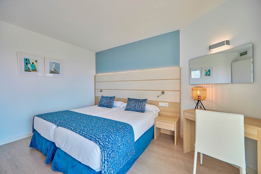 PMI_71834_Tomir_Portals_Suites_1023_08.jpg