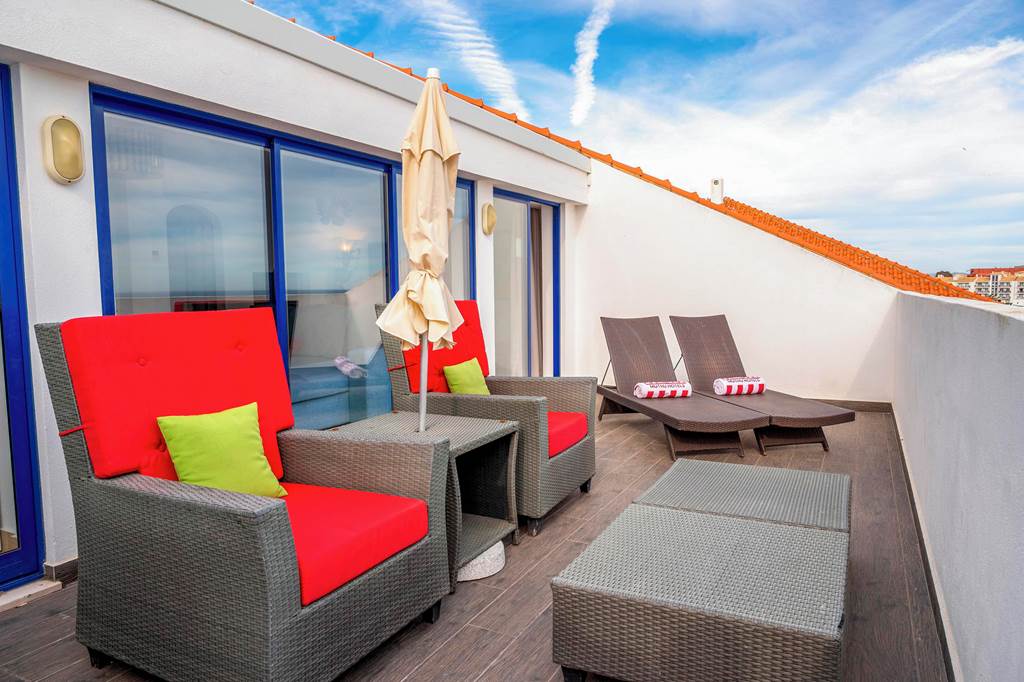 FAO_71804_Oura_View_Beach_Club_0922_54.jpg