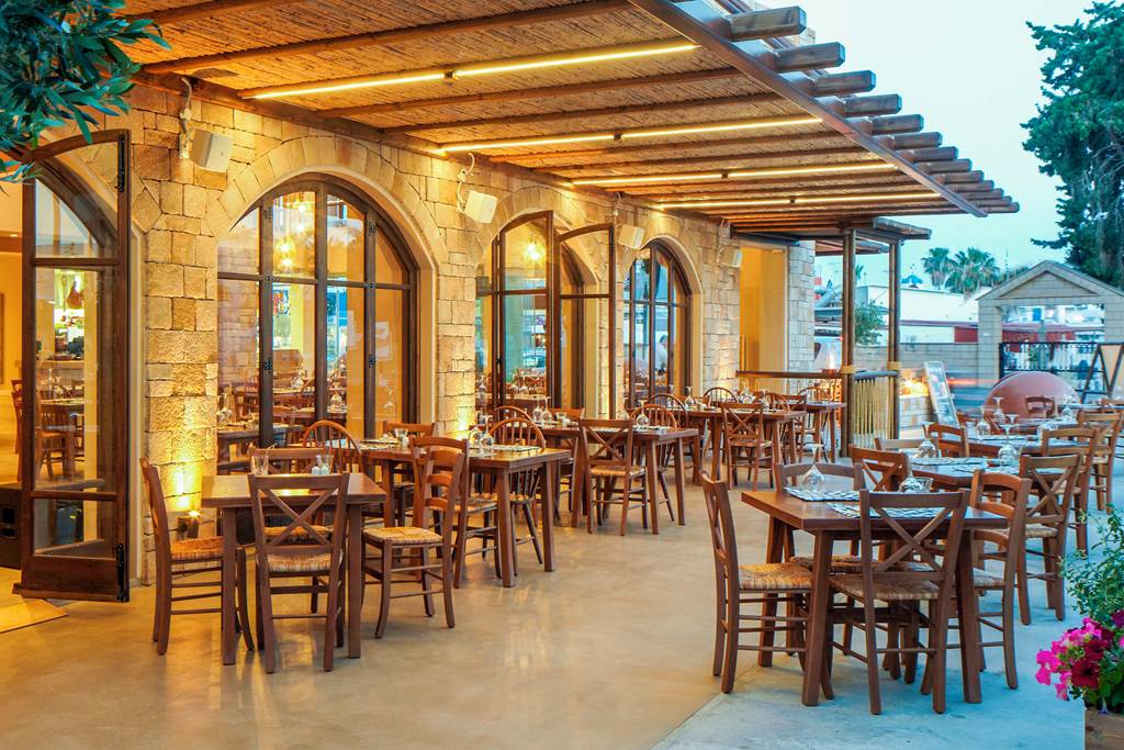 LCA_83144_Melpo_Antia_Luxury_Apartments_&_Suites_0721_17.jpg