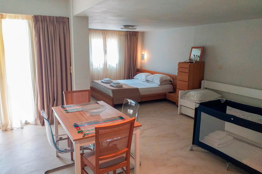 SMI_89143_Aphrodite_Samos_Suites_0325_04.jpg