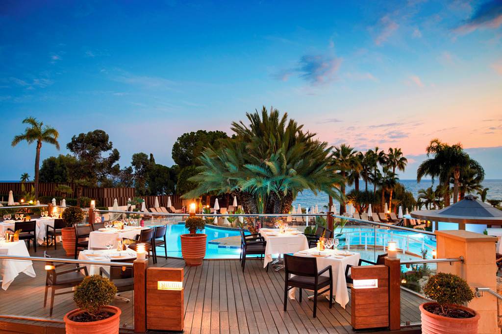 PFO_3329_Mediterranean_Beach_Hotel_0124_04.jpg