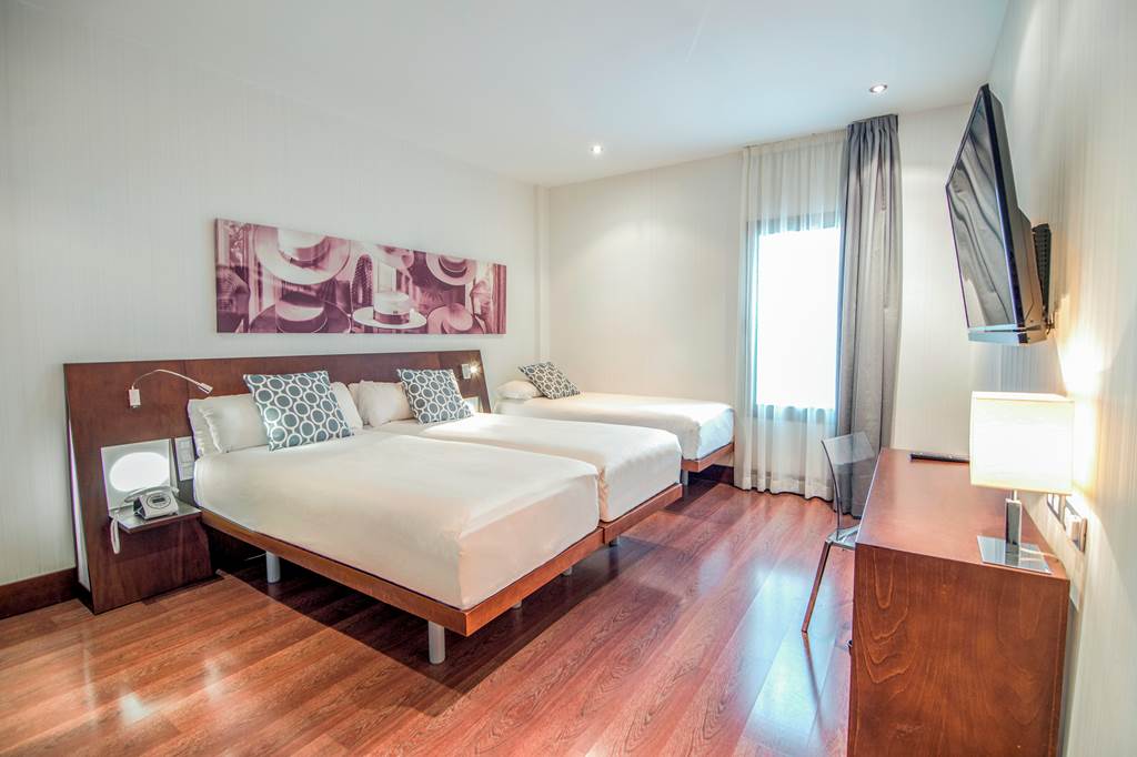 XRY_88403_Petit_Palace_Marques_Santa_Ana_1124_10.jpg