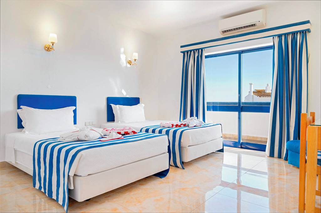 FAO_71804_Oura_View_Beach_Club_0922_39.jpg