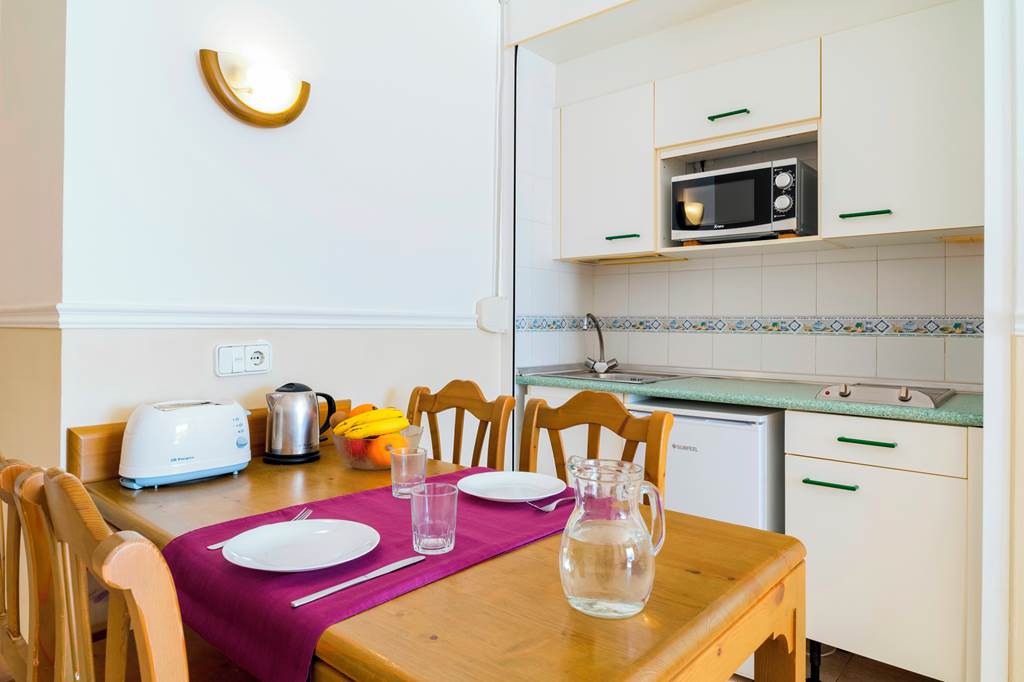 ACE_455_Galeon_Playa_Apartments_0320_06.jpg
