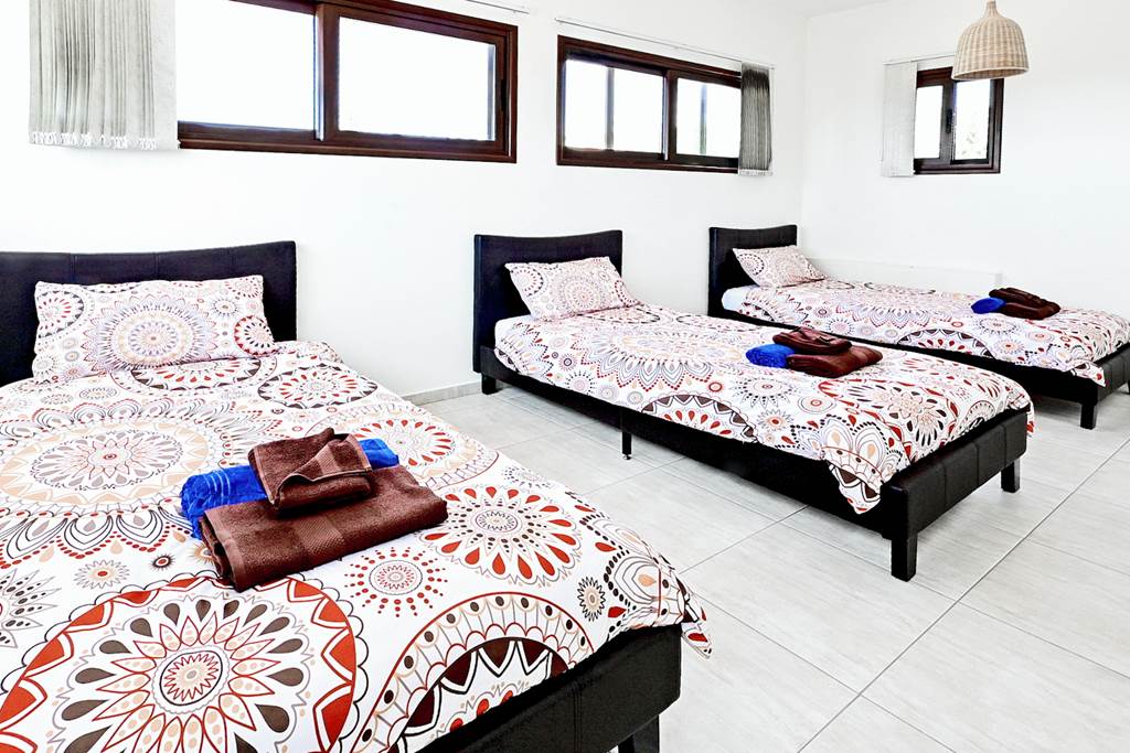 PFO_88051_Villa_Elia_Retreat_0824_06.jpg