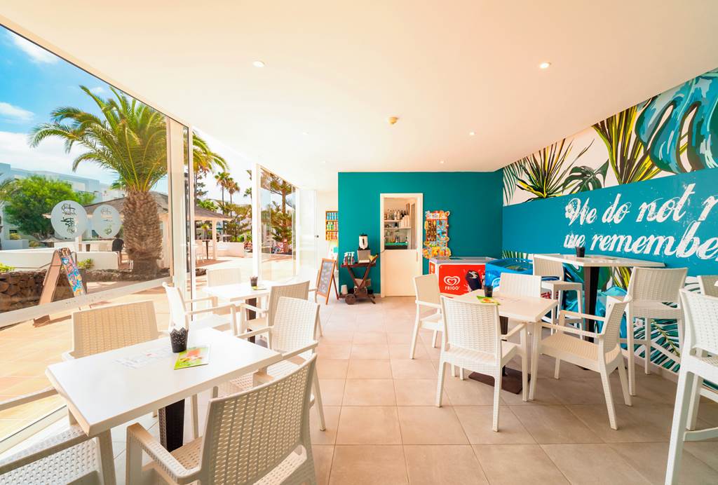ACE_455_Galeon_Playa_Apartments_0422_01.jpg