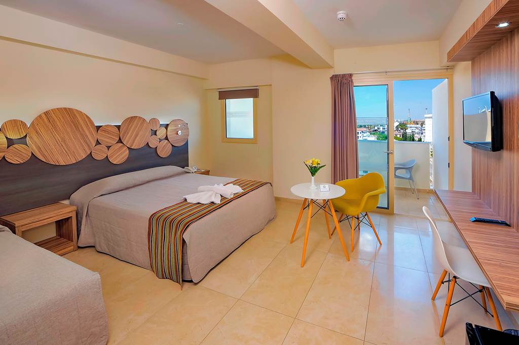 LCA_80733_Nelia_Beach_Hotel_0719_33.jpg
