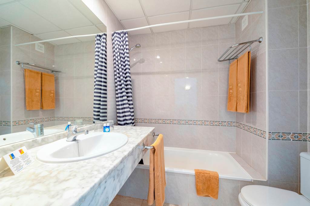 ACE_455_Galeon_Playa_Apartments_0320_09.jpg
