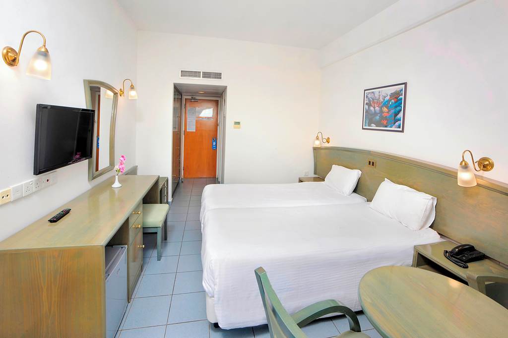 LCA_3136_Nissiana_Hotel_&_Bungalows_0519_15.jpg