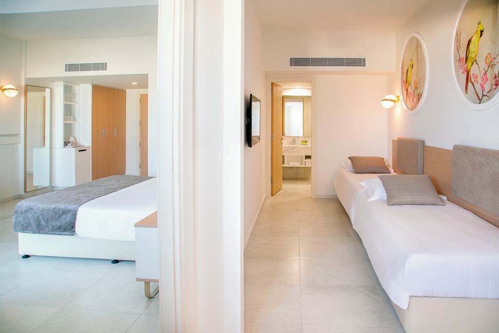 LCA_78708_NissiBlu_Beach_Resort_0923_28.jpg