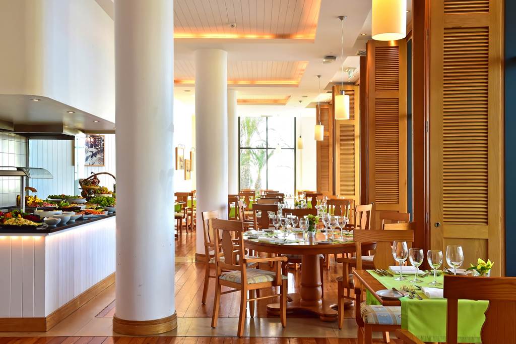 FNC_68689_Pestana_Grand_Ocean_Resort_Hotel_0322_02.jpg
