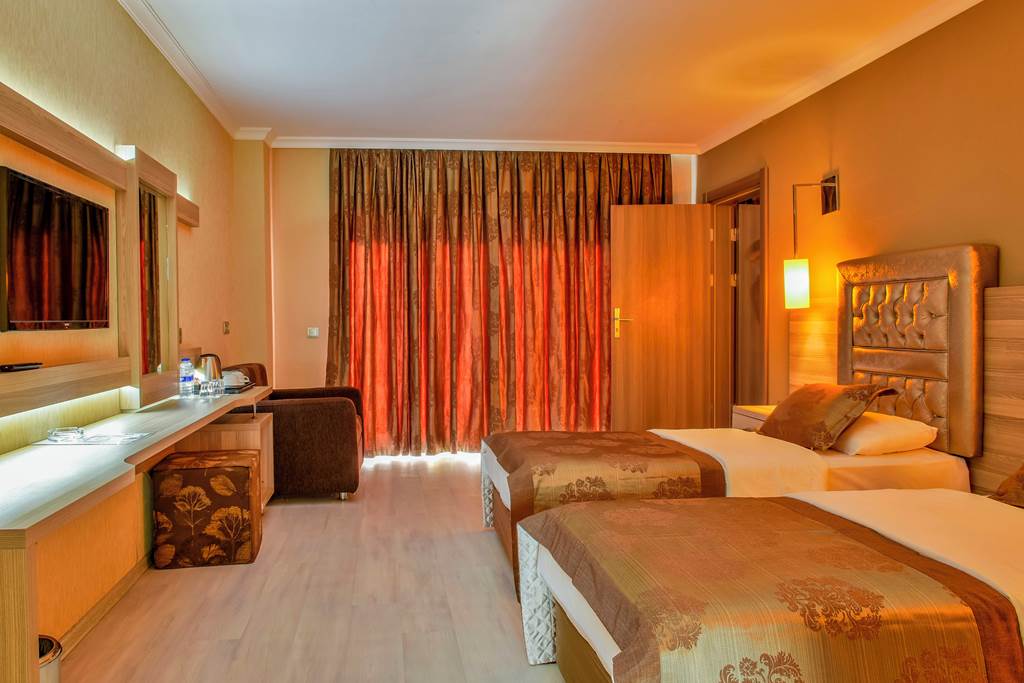 DLM_71841_Green_Nature_Diamond_Hotel_0222_01.jpg