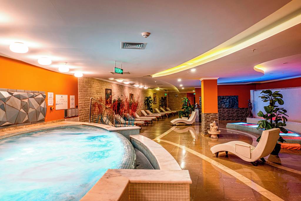 DLM_71841_Green_Nature_Diamond_Hotel_1220_06.jpg