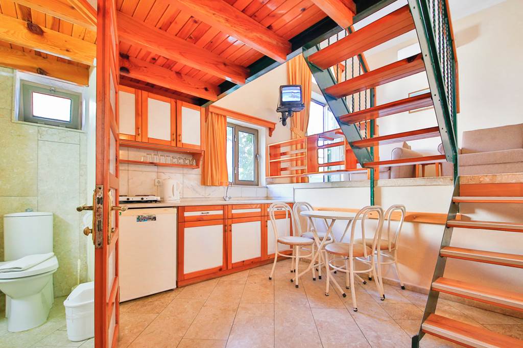 BJV_69160_Green_House_Apartments_0223_06.jpg