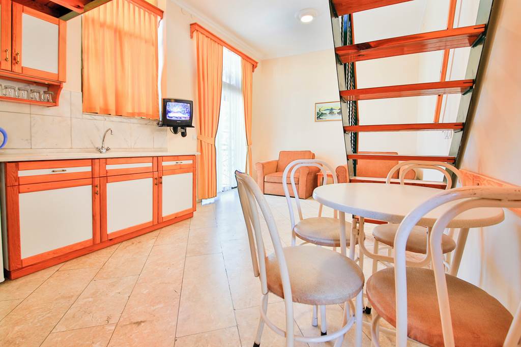 BJV_69160_Green_House_Apartments_0223_08.jpg