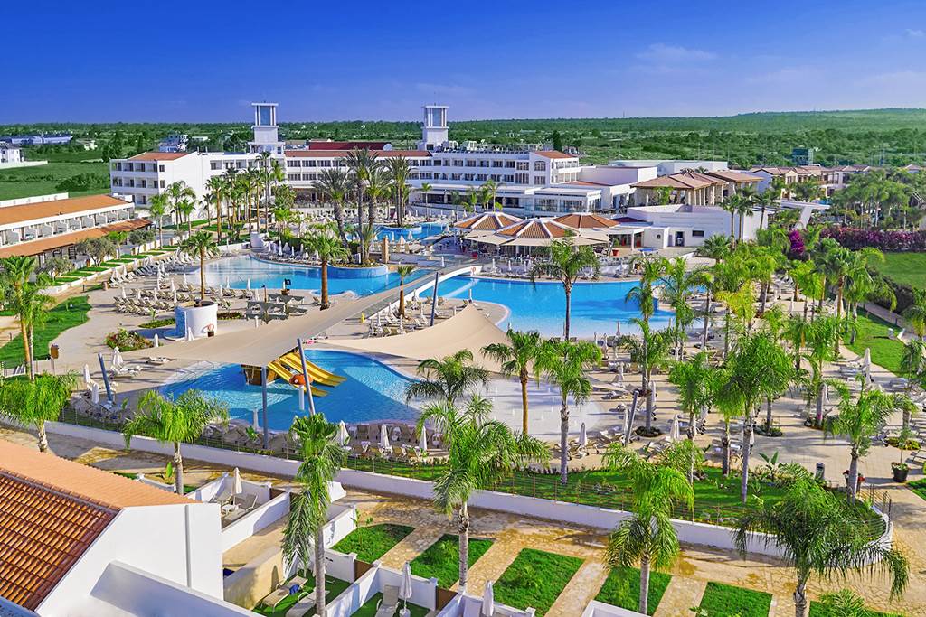 LCA_80167_Olympic_Lagoon_Resort_Ayia_Napa_0319_01.jpg
