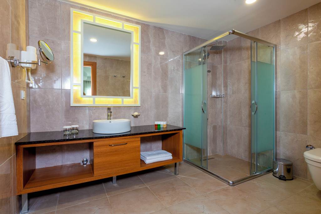 AYT_81200_Greenwood_Suites_Resort_0624_14.jpg