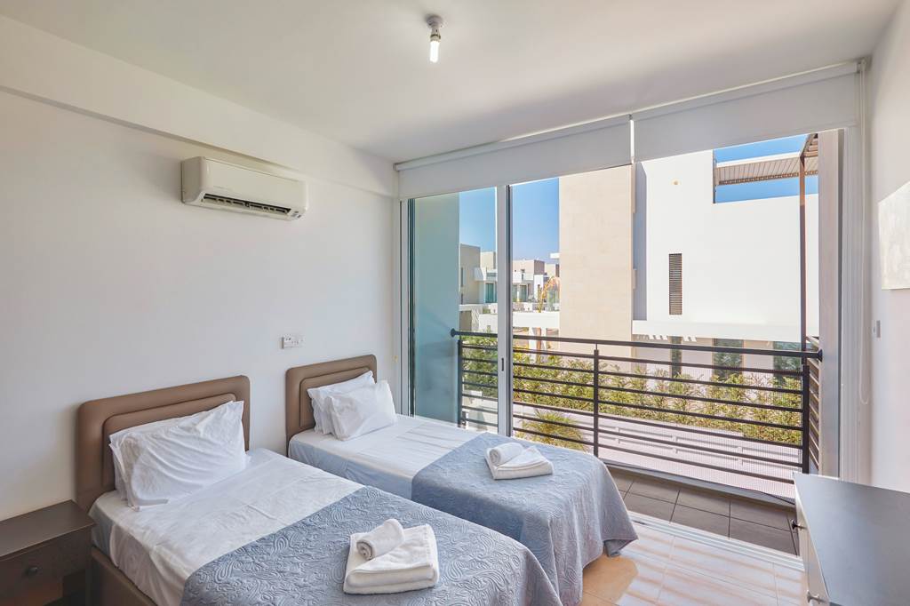 LCA_74708_Pearl_Villas_1022_04.jpg