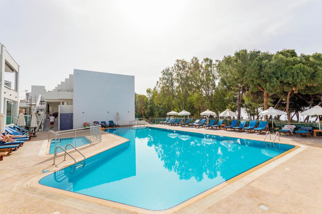 PFO_74481_Park_Beach_Hotel_0619_03.jpg