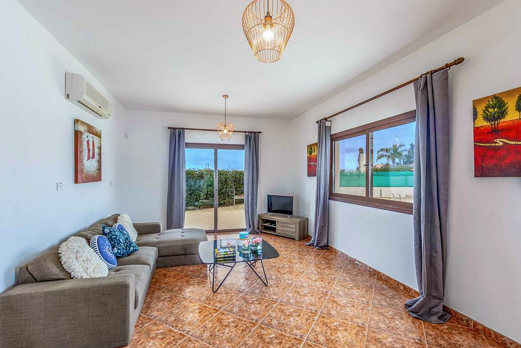 PFO_85796_Villa_Pella_0823_05.jpg