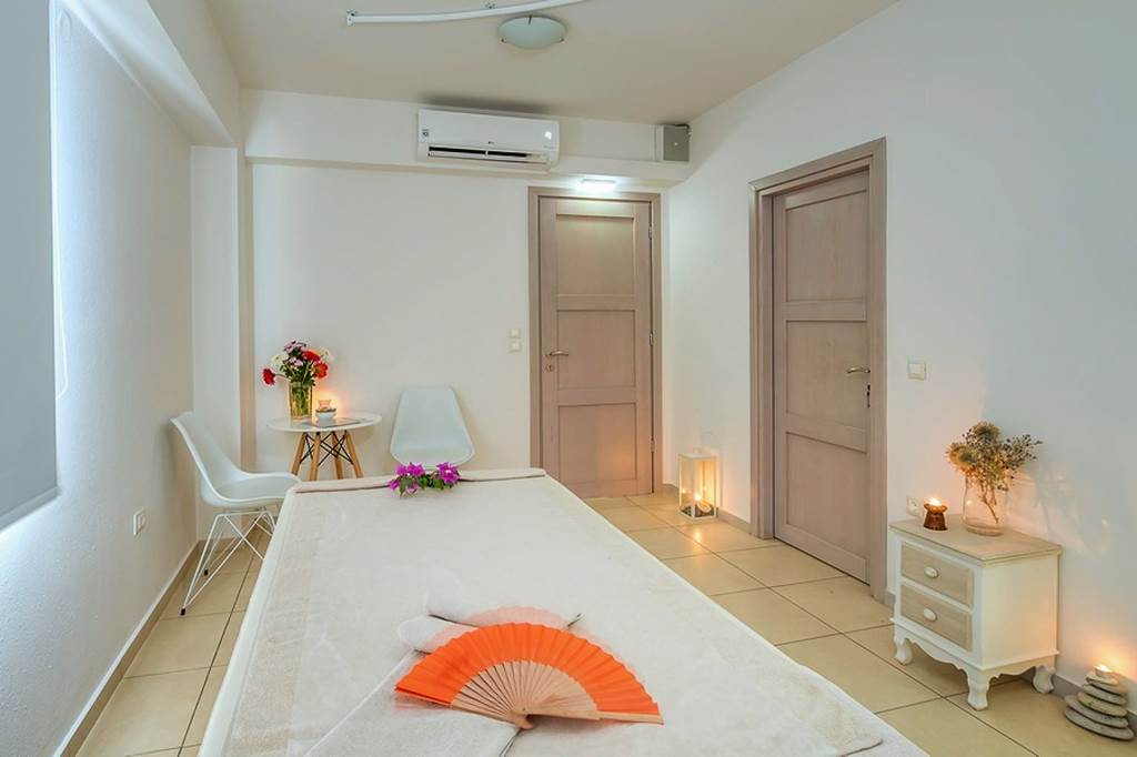 HER_83391_Ariadne_Beach_Hotel_1123_26.jpg