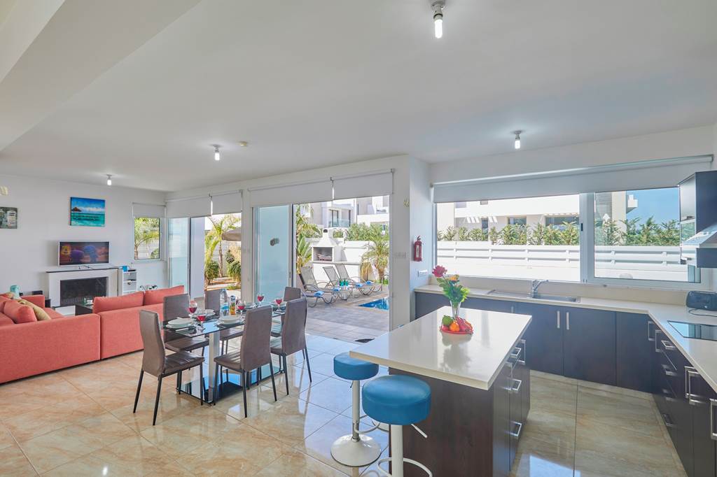 LCA_74708_Pearl_Villas_1022_08.jpg