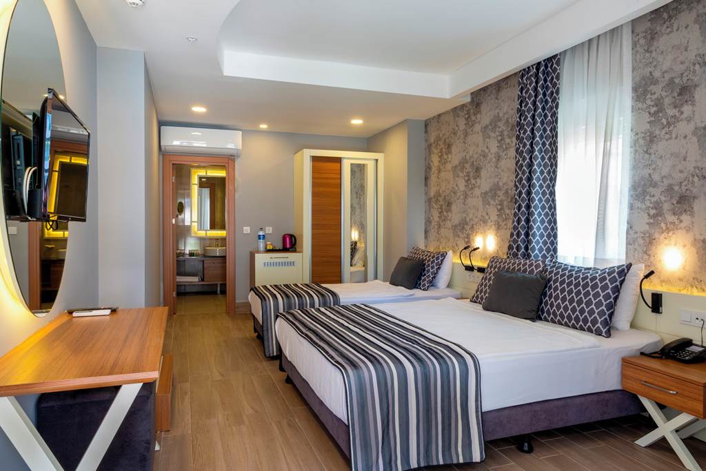 AYT_81200_Greenwood_Suites_Resort_0624_05.jpg