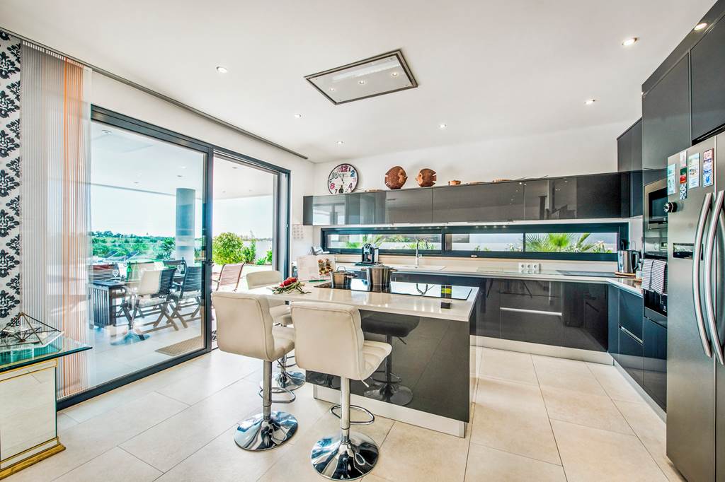 FAO_84485_Villa_Sunset_Vista_1122_05.jpg