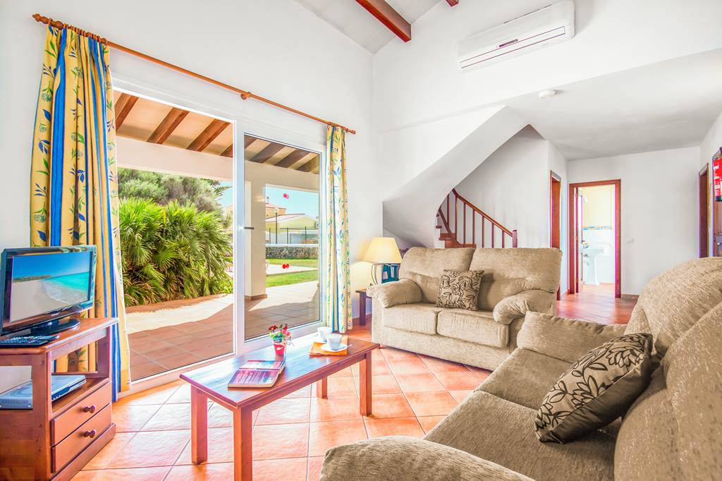 MAH_77498_Villa_Fuegosol_1122_03.jpg