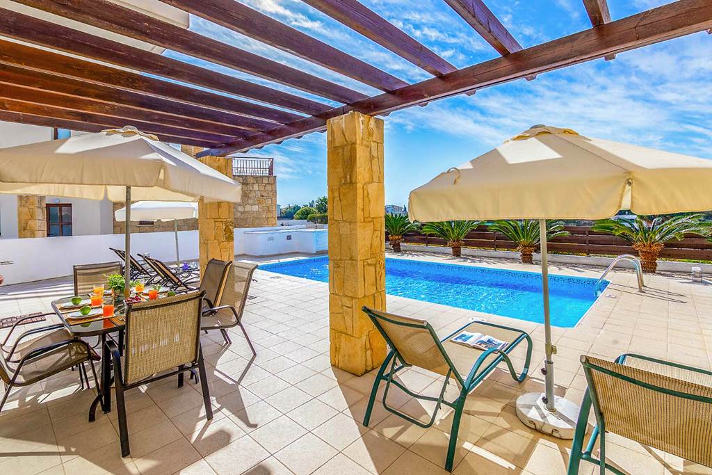 PFO_85737_Villa_Anthia_0723_02.jpg