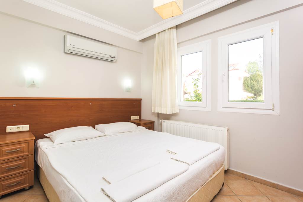 DLM_71551_Sea_Breeze_HTL_Apts_0315_12.jpg