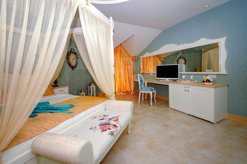 DLM_71551_Sea_Breeze_Hotel_&_Apartments_0919_01.jpg