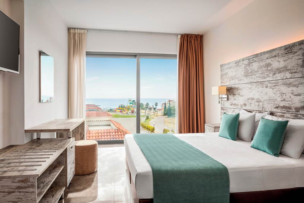 LCA_86963_Ramada_Hotel_&_Suites_By_Wyndham_Ayia_Napa_0324_23.jpg
