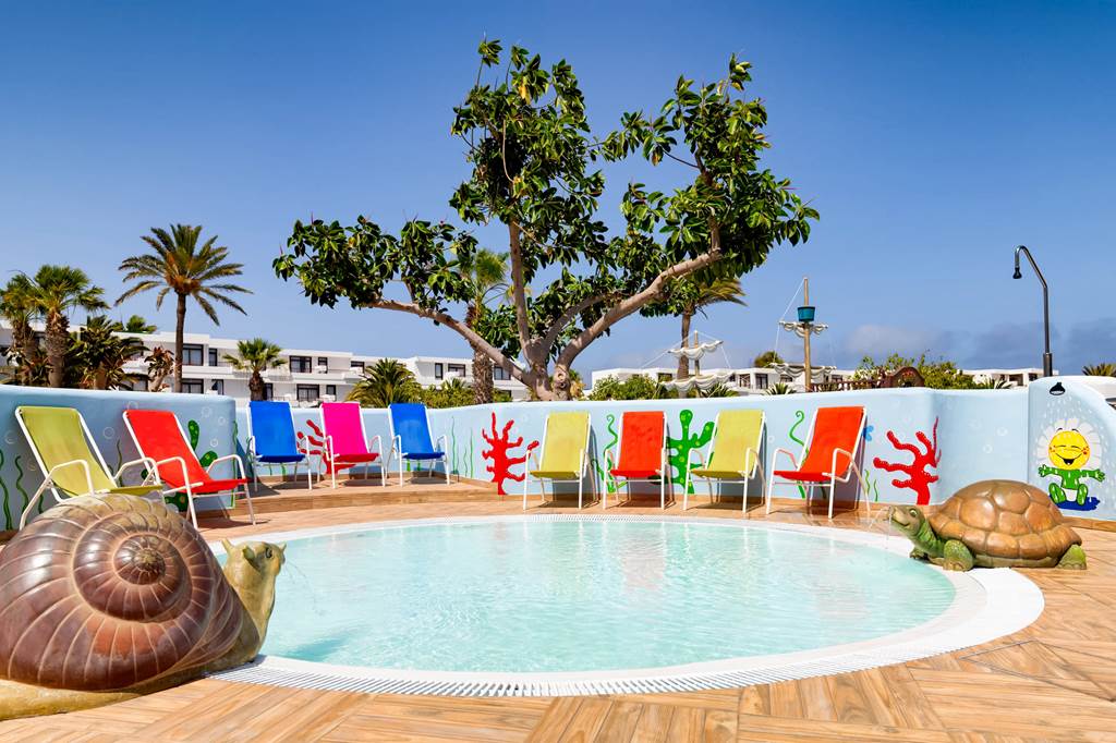 ACE_72807_H10_Suites_Lanzarote_Gardens_&_Aquapark_Costa_Teguise_0322_06.jpg