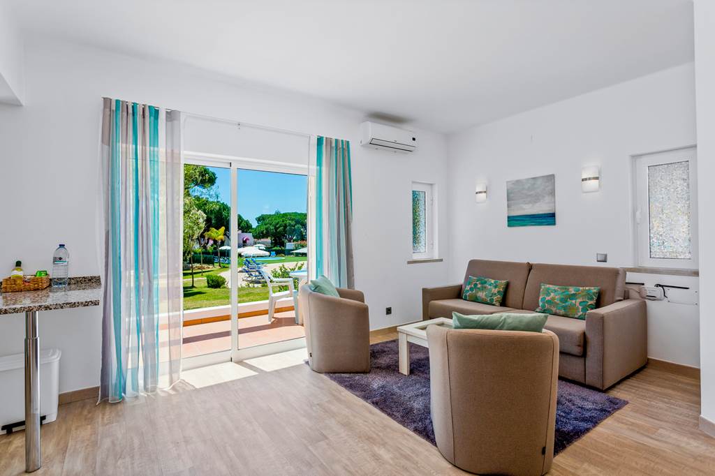 FAO_73837_Prado_Villas_0723_10.jpg