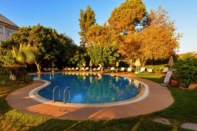 DLM_86068_Hotel_Mutlu_Beach_0923_04.jpg