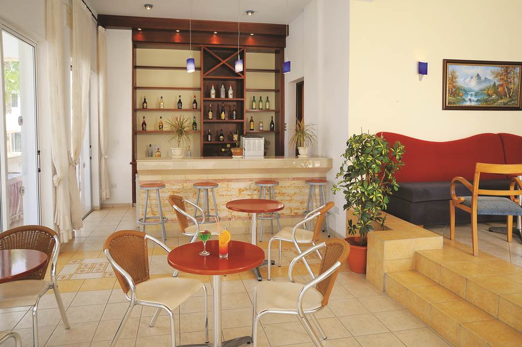 LCA_71388_Petrosana_HTL_APTS_0513_10.jpg
