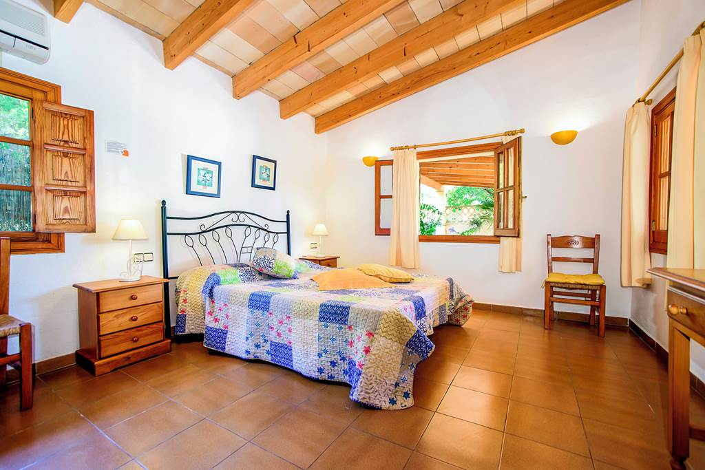 PMI_86347_Villa_Tintorer_1123_07.jpg